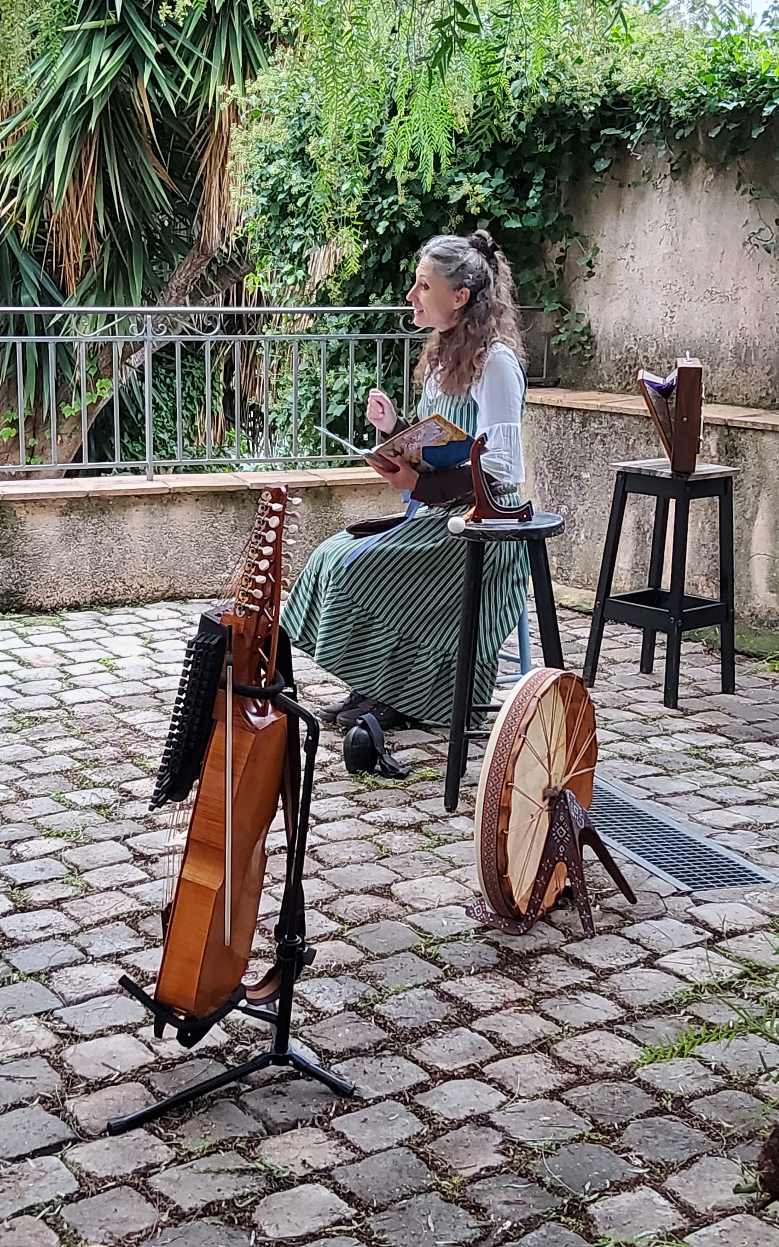 Christine GIRAUD, Spectacle Vivant et Créatrice Artisanale