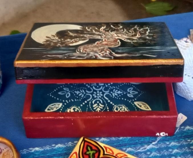 Avant Midi, Boutique Atelier