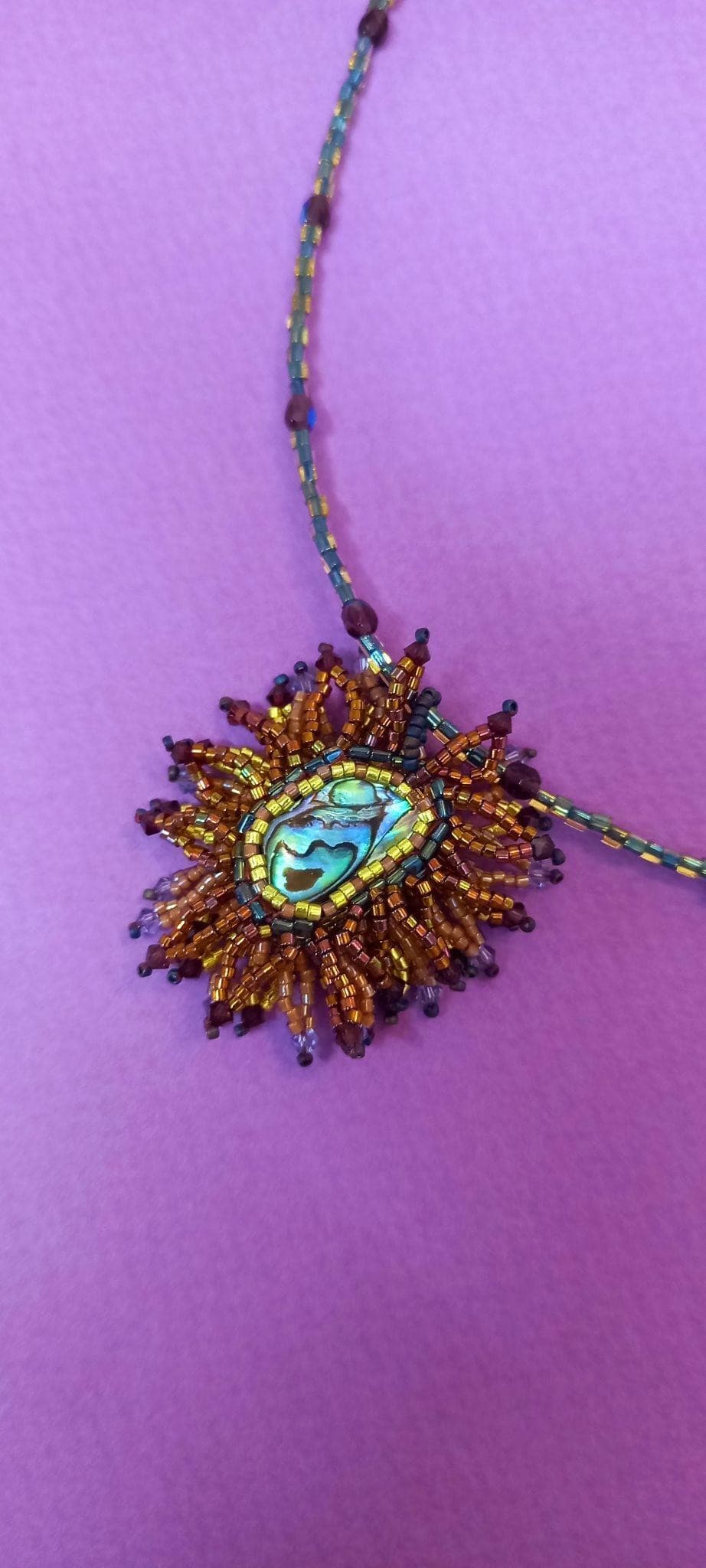 Avant Midi, Boutique Atelier